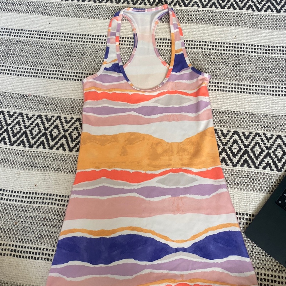 Lululemon tank top